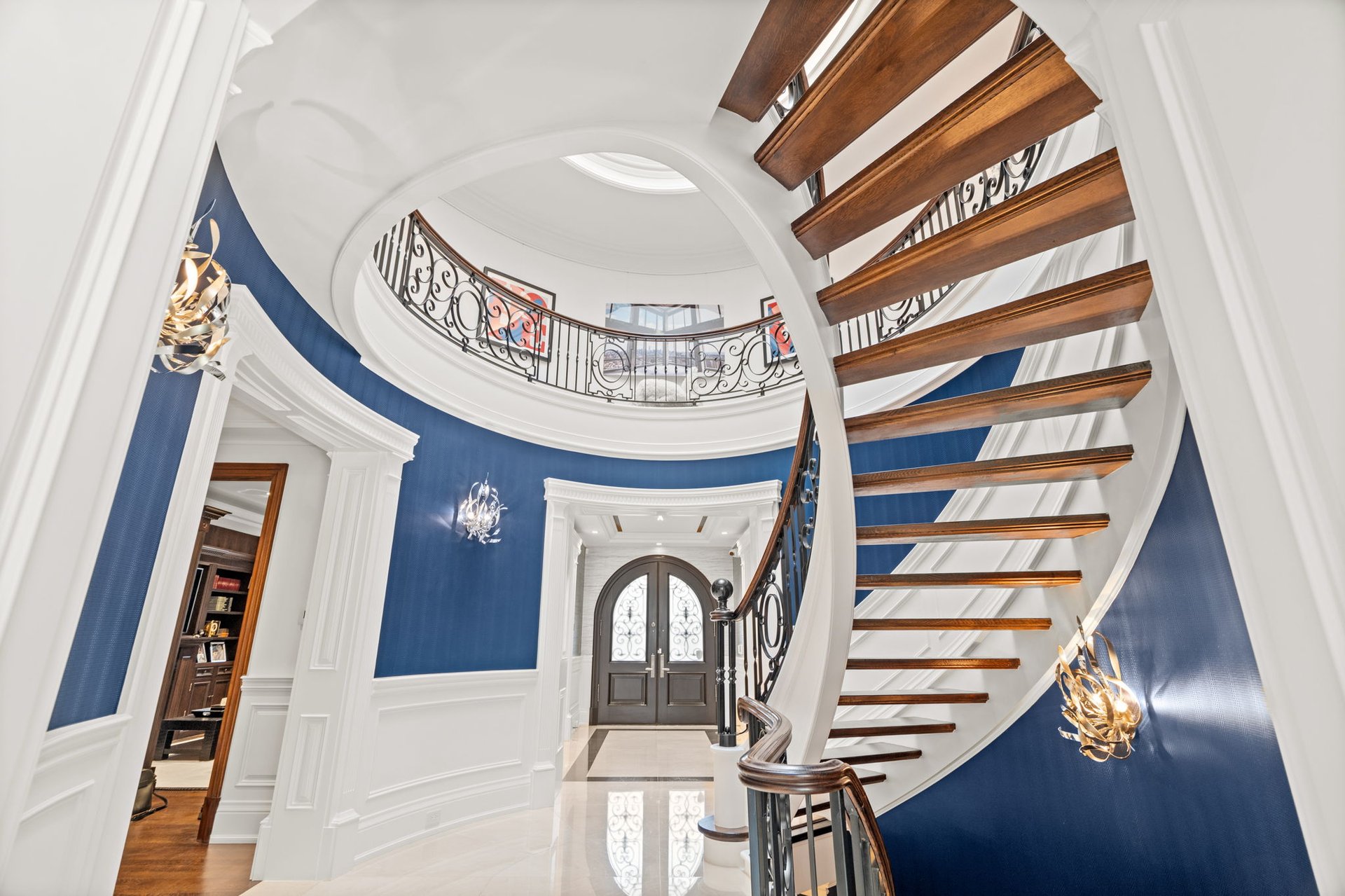 Opulent Elegance