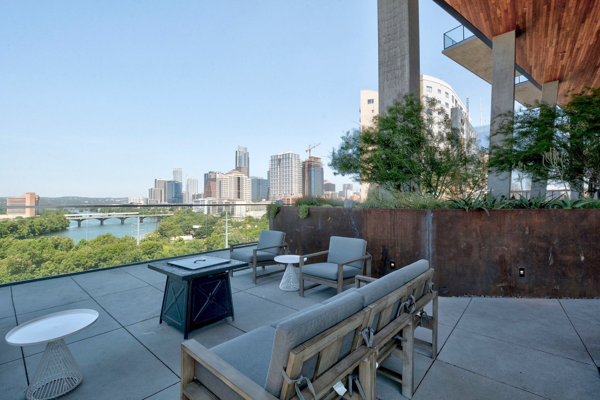 70 Rainey Street #2702 