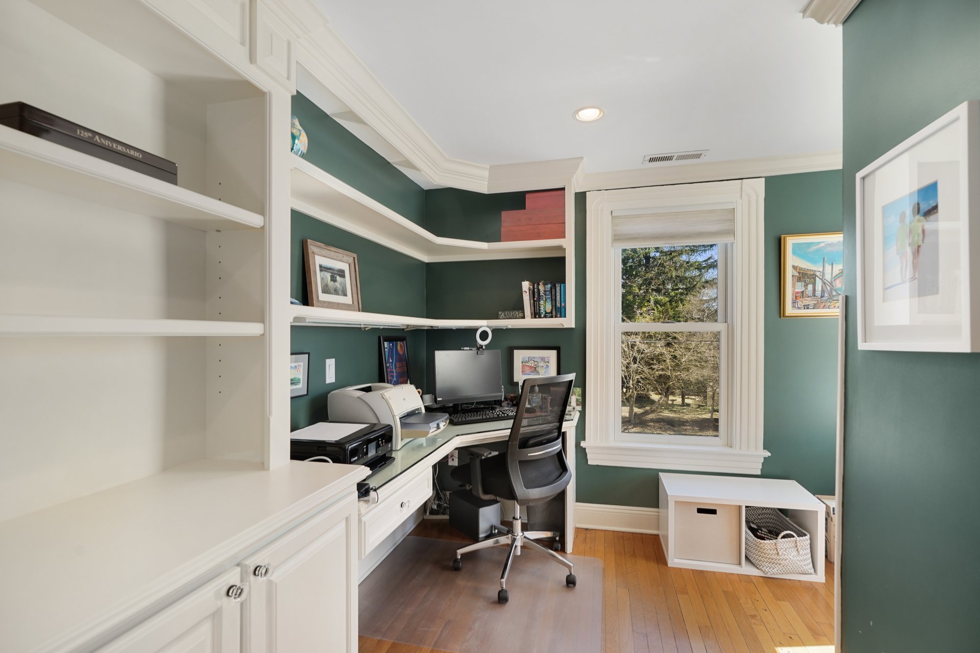 37 Hillside Avenue