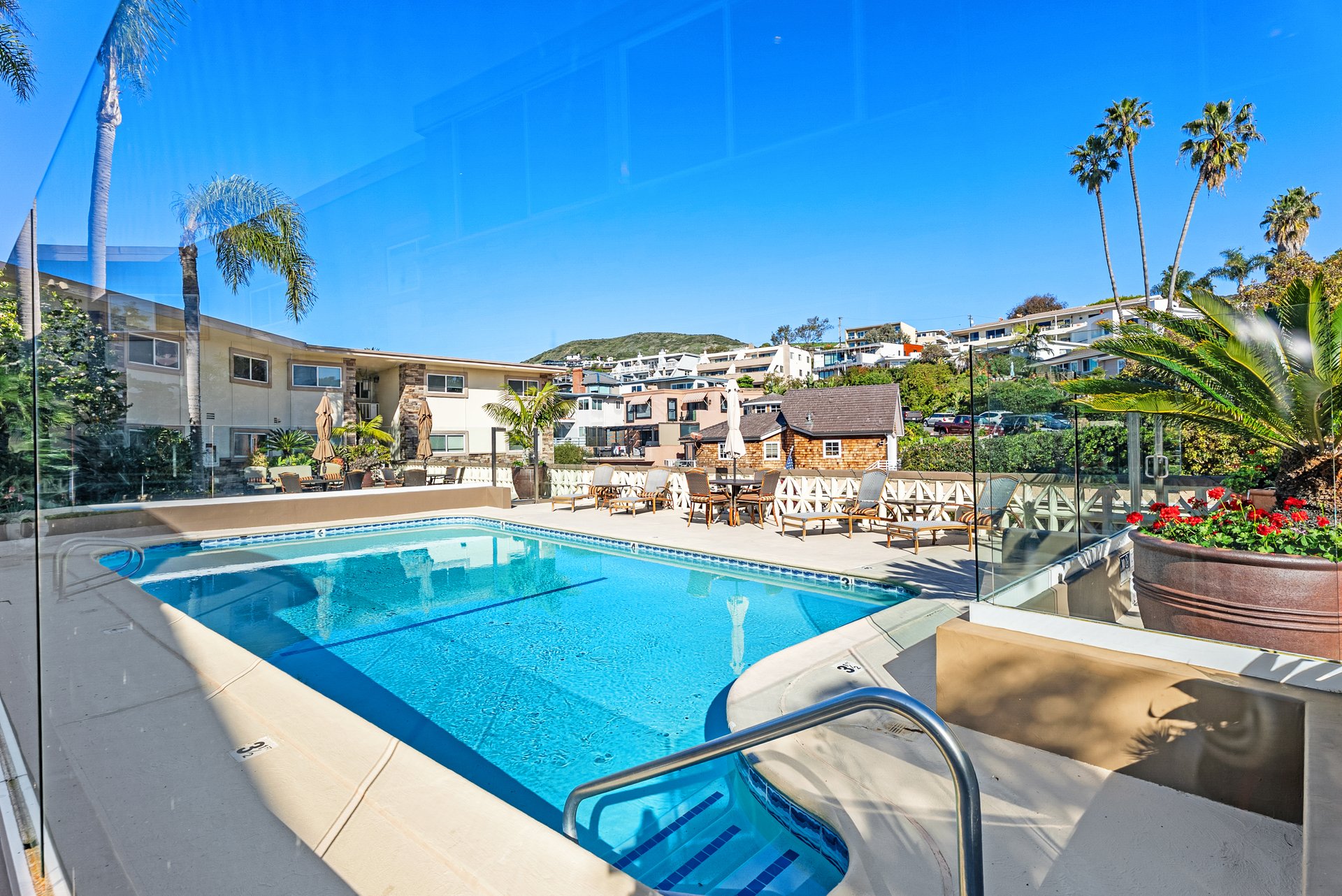 631 Cliff Dr.