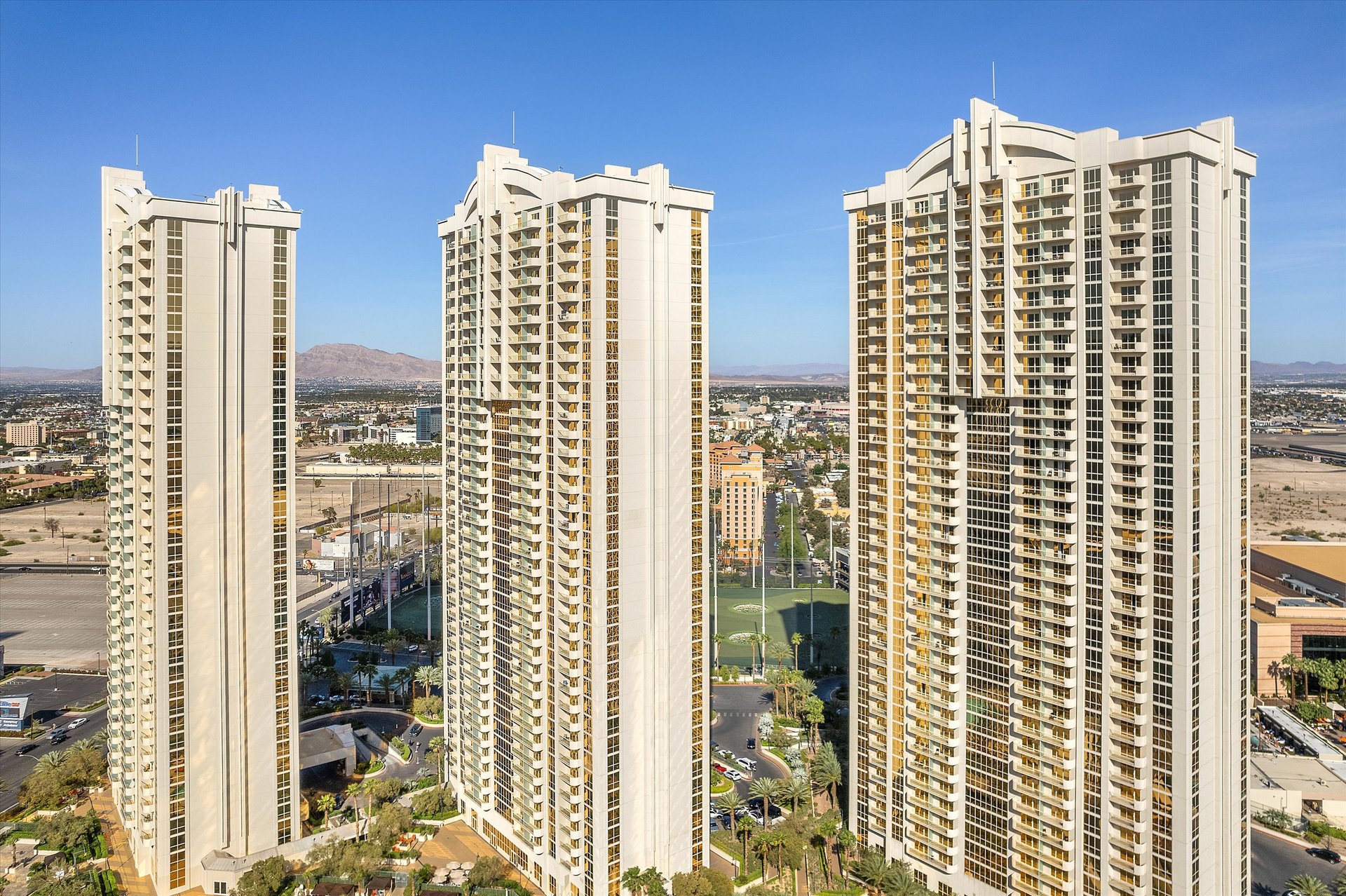125 East Harmon Avenue 3520