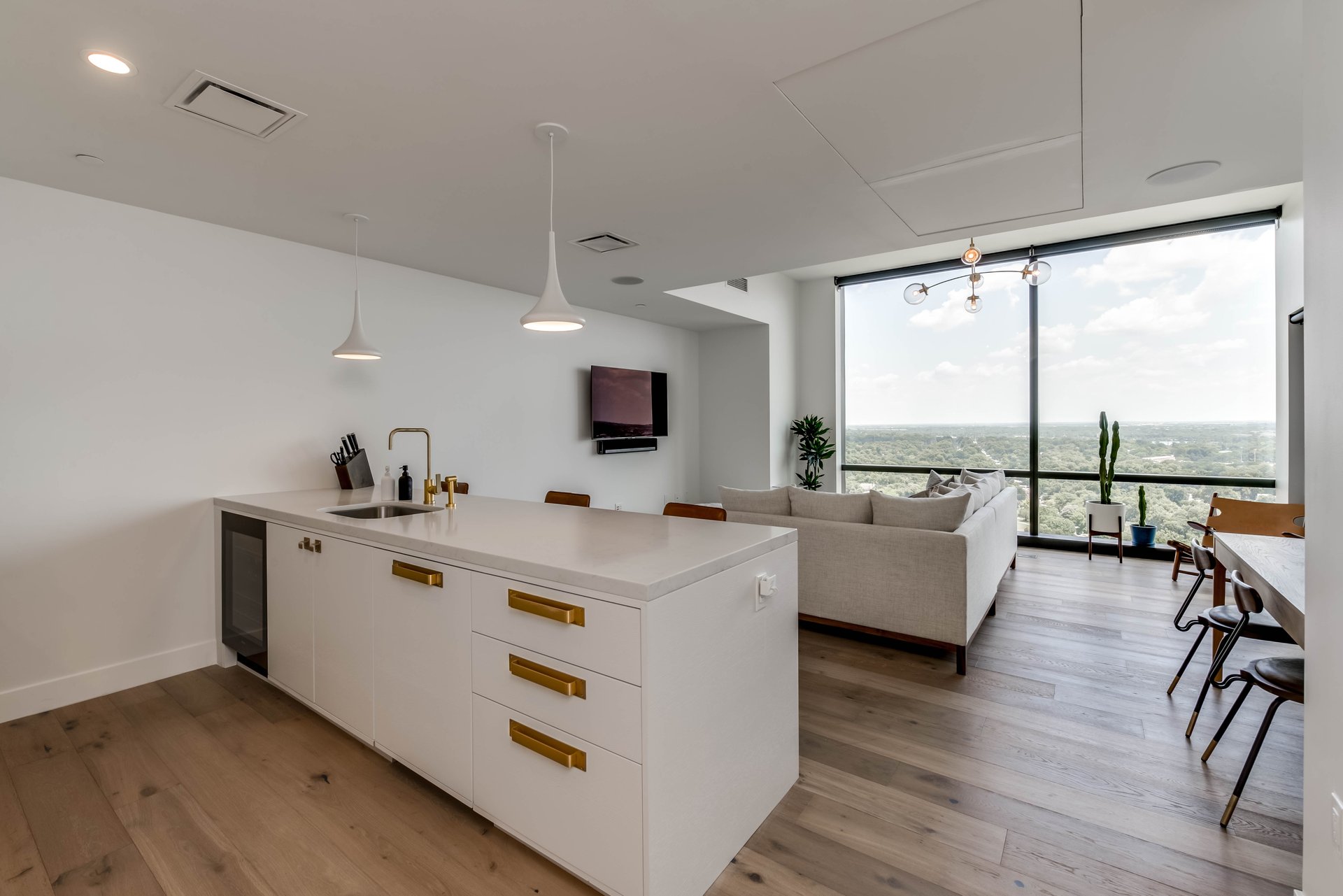 70 Rainey Street #1805