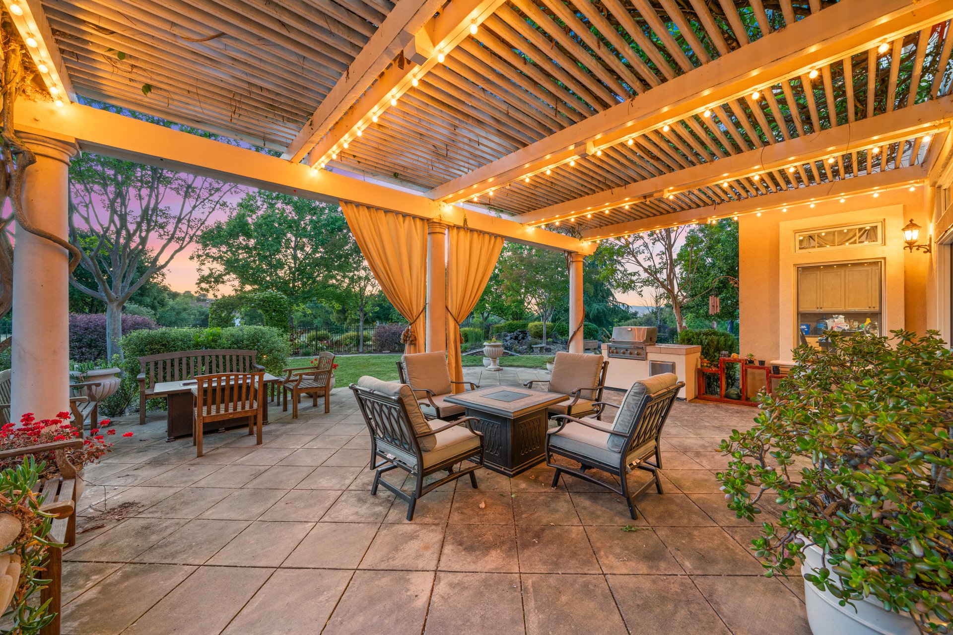 1751 Spumante Place, Ruby Hill