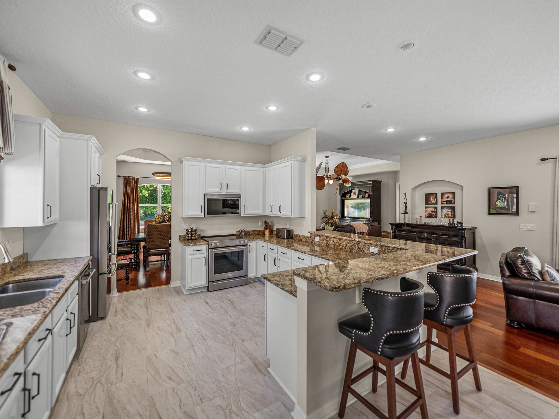 12902 GRAND TRAVERSE DR