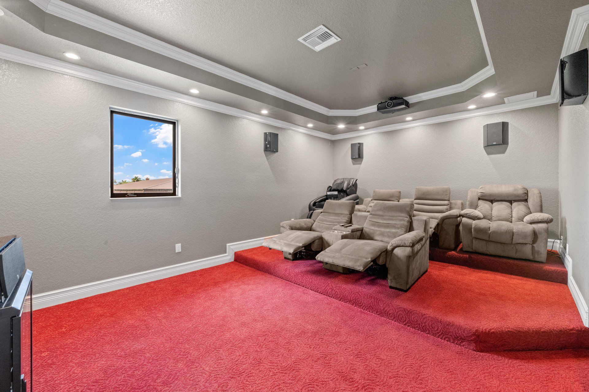 3585 Aiken Court