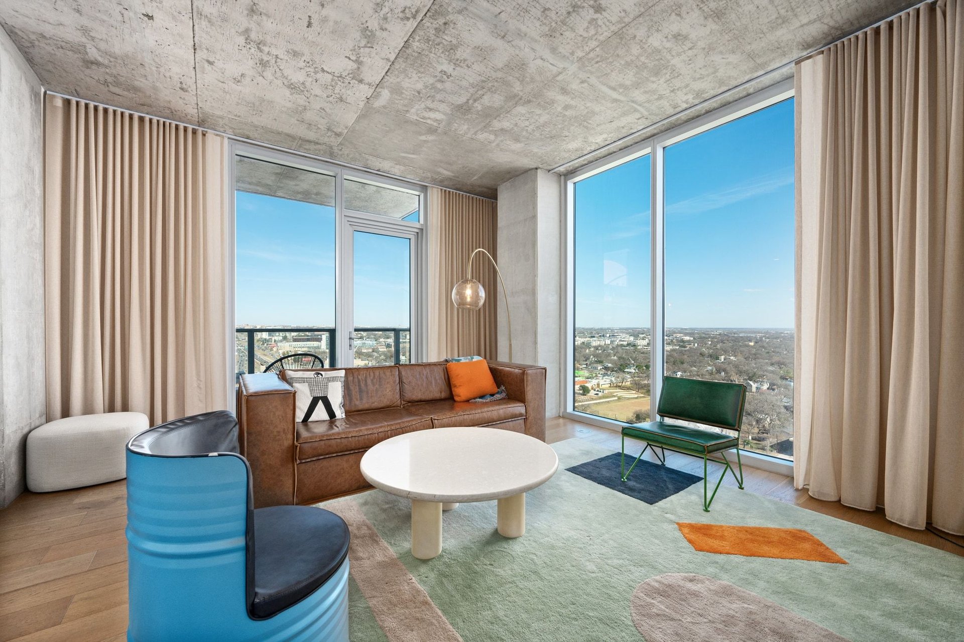 48 East Avenue #2204