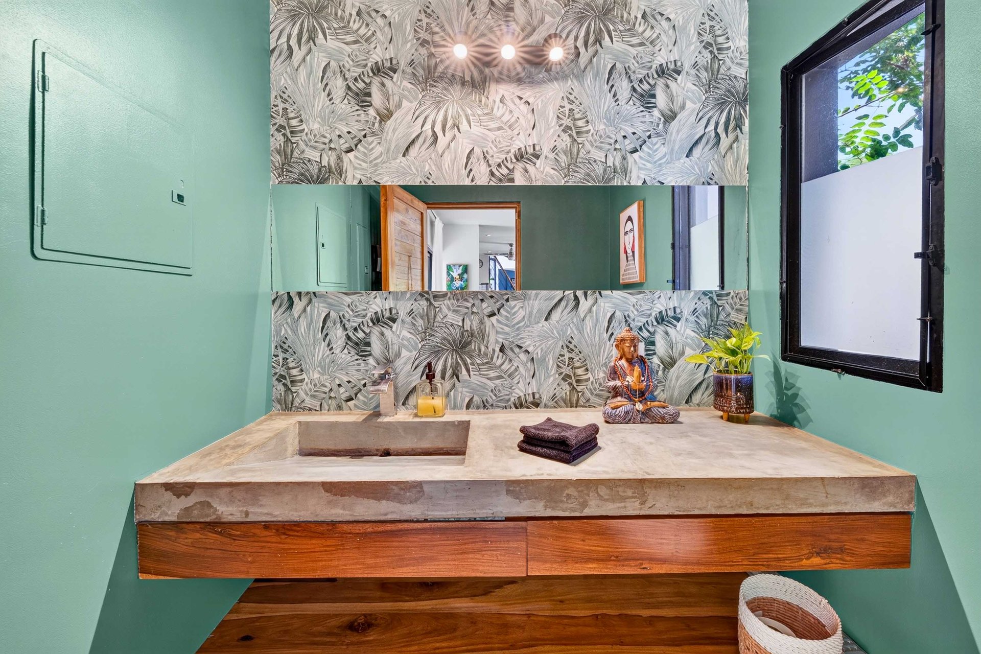 Casa Chavela | Luxury 4-Bedroom Home with Guest Cabin & Pool in Tamarindo