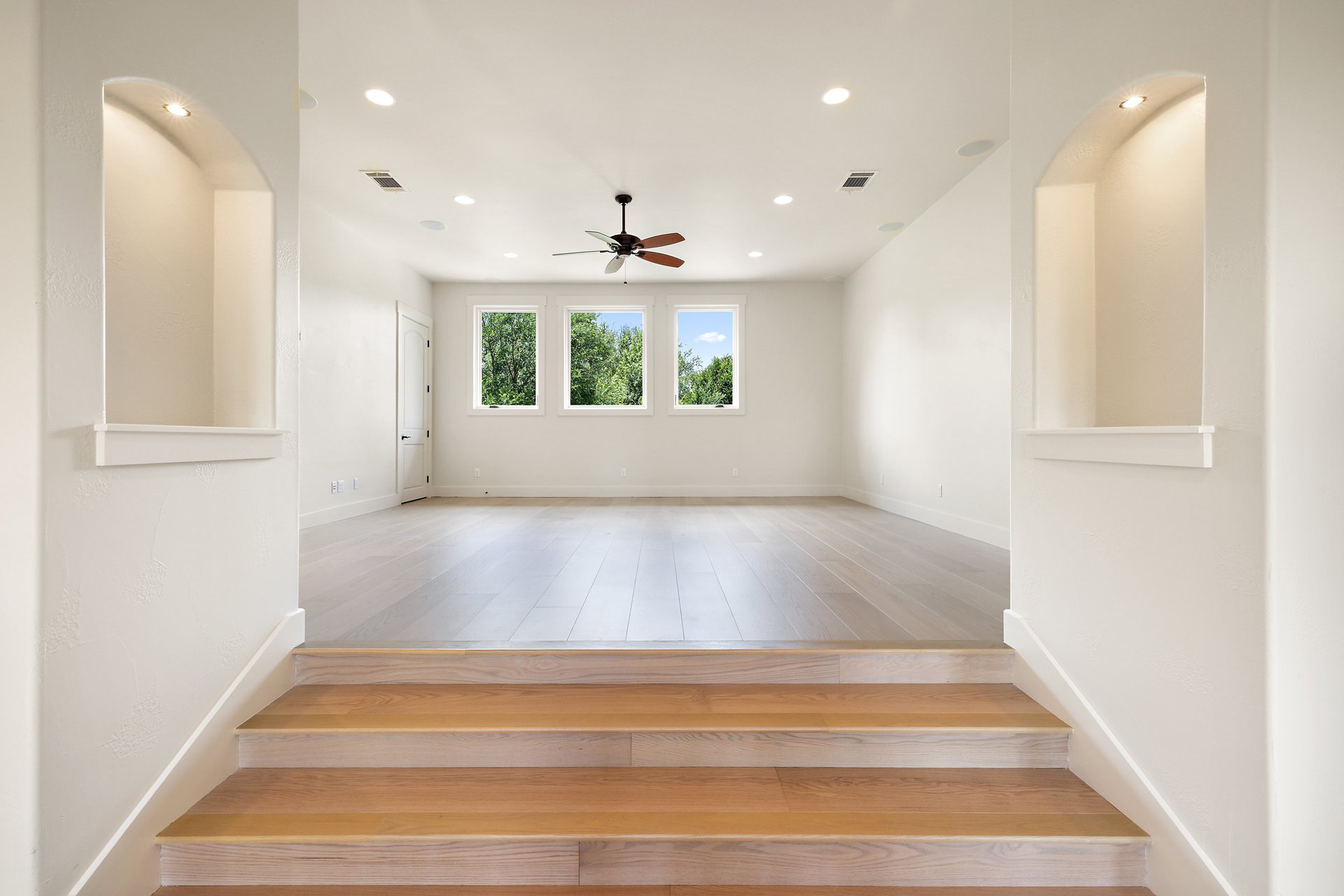 12821 Hacienda Ridge