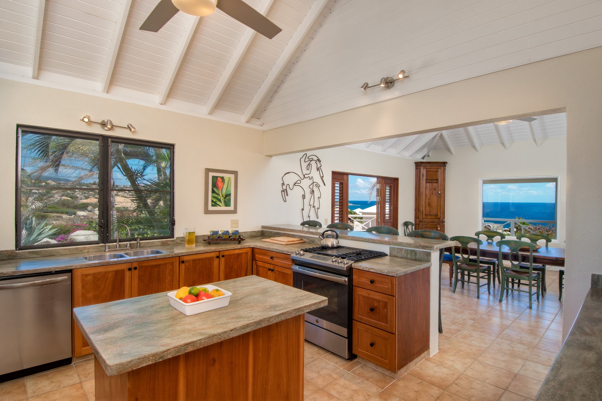 La Cachette Villa and Guest House