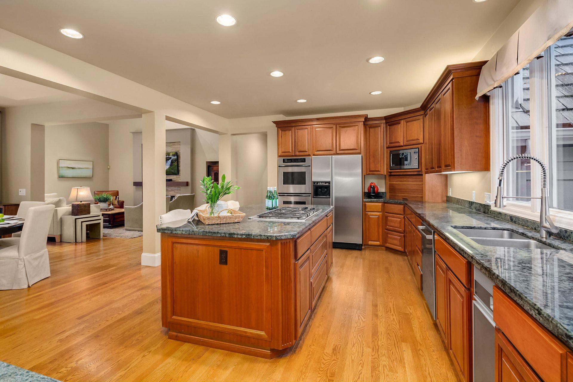 20423 NE 64th Pl