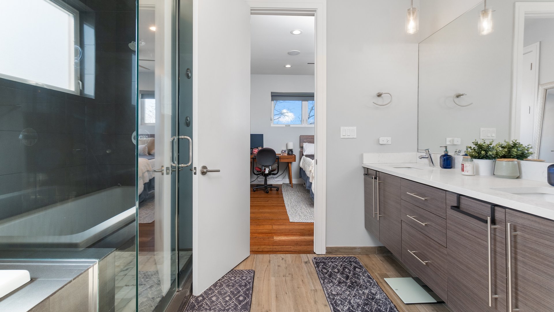 3575 W Wabansia Ave, Chicago, IL 60647