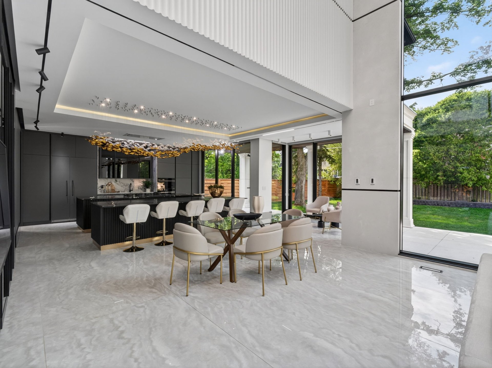 1477 Duncan Road