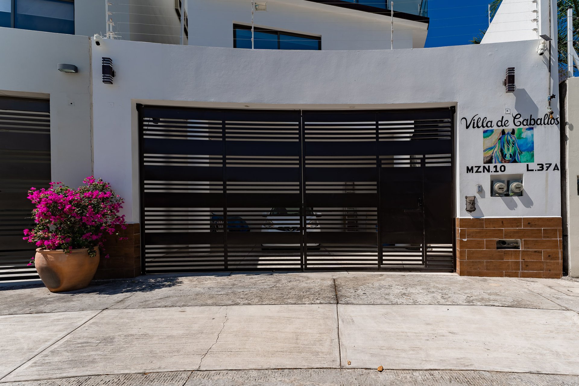 5 bedrooms, Single Family Homes, Villa de Caballos