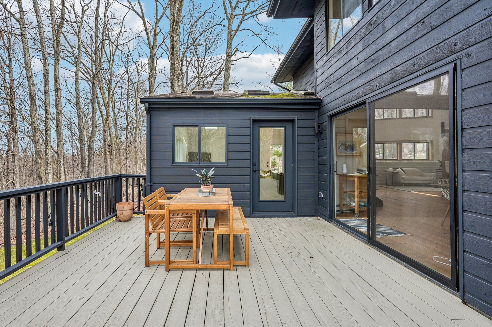 Cornwall Contemporary Wooded Retreat