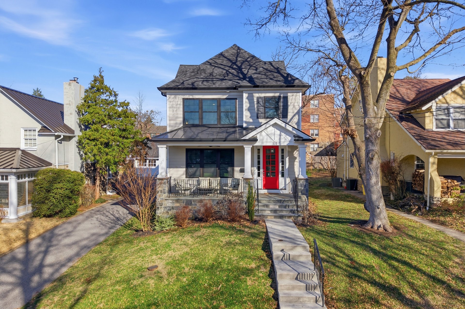 101 Woodbine Ave