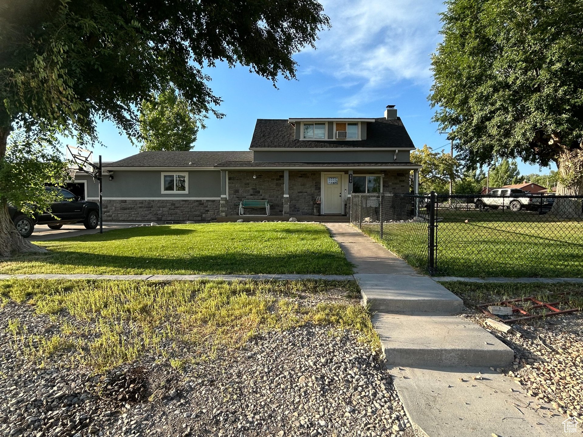189 E 200 N Moroni, UT 84646