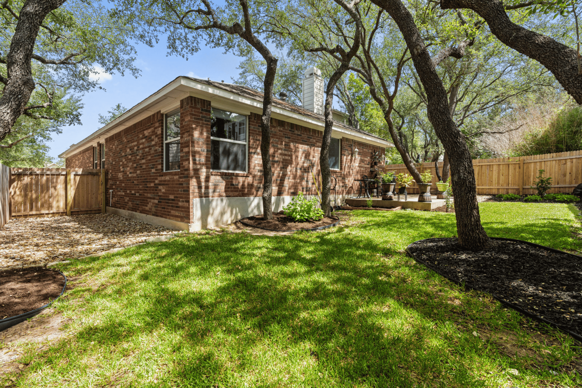 4125 Gazley Ln