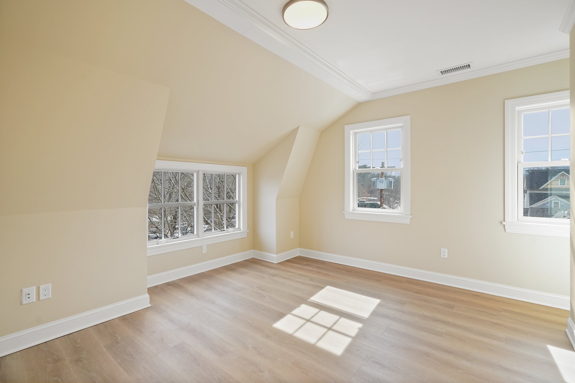 5 Edgemont Road Unit: 5