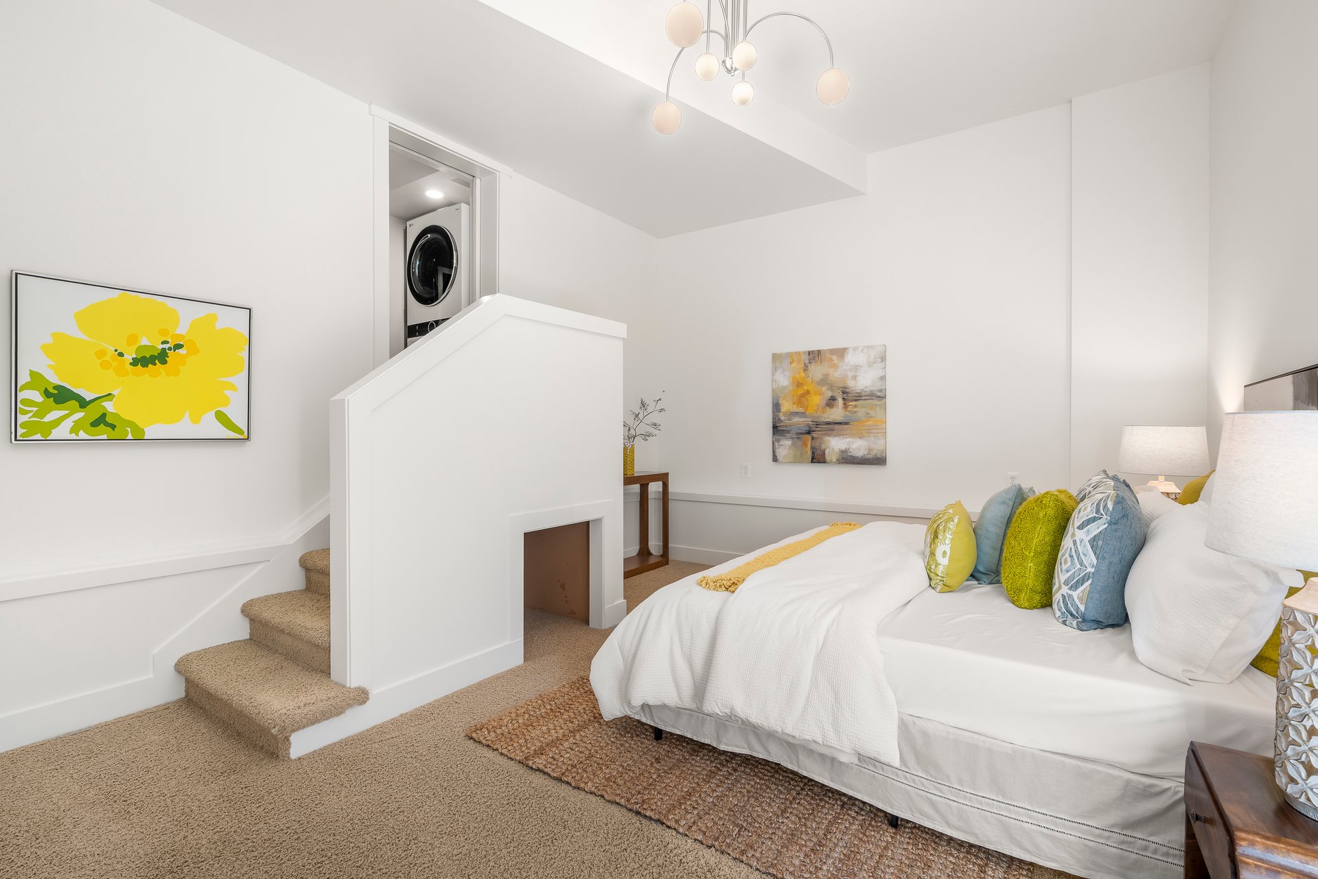 Expansive Lynnwood Living