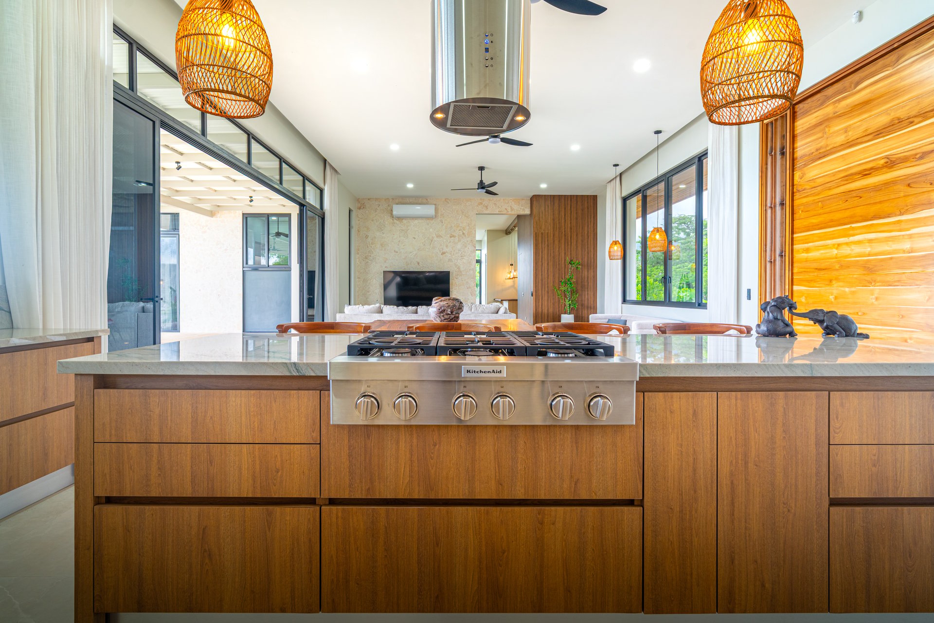 Lion's Gate Sunset Estate