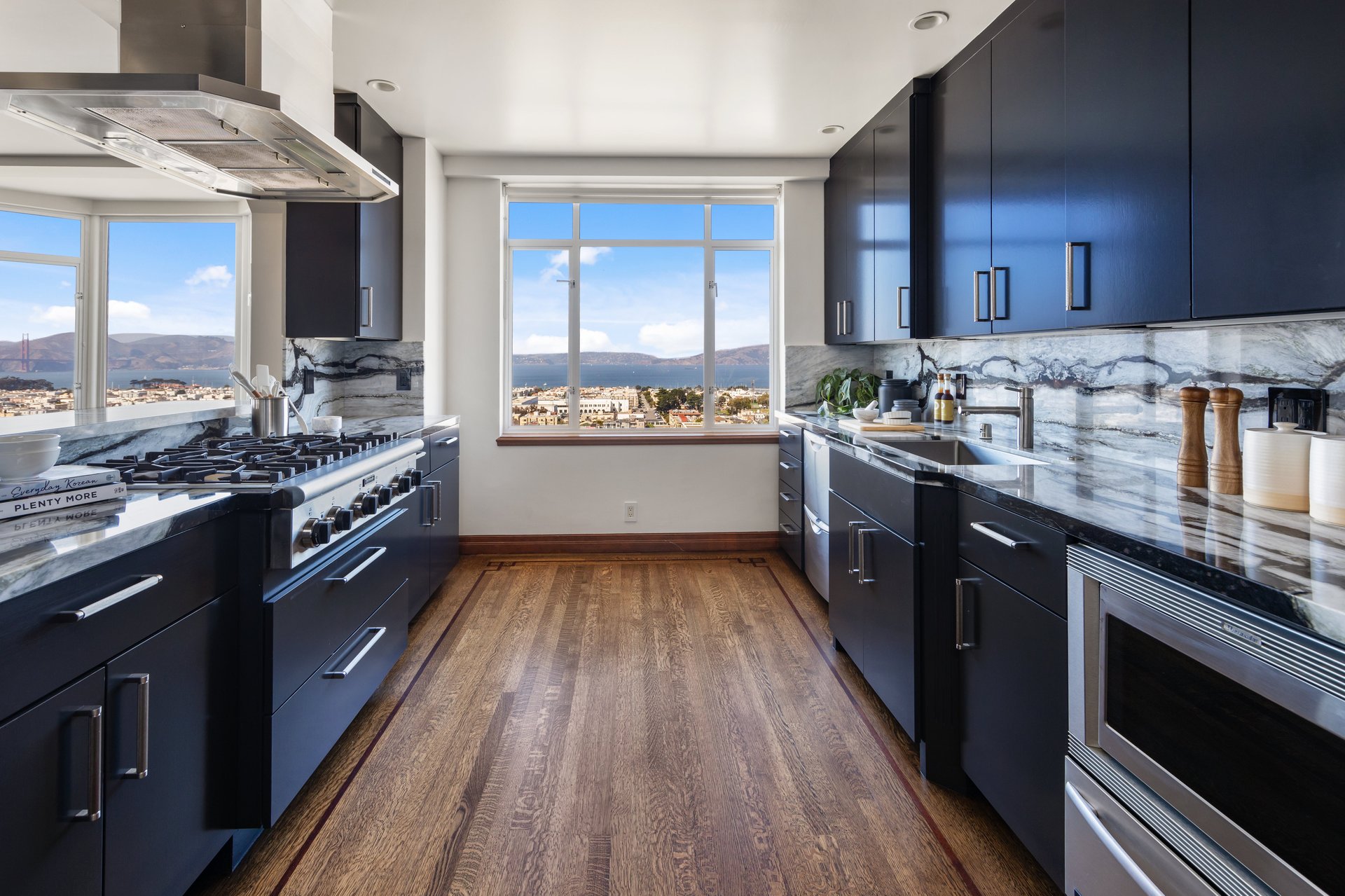 2100 Green Street Penthouse