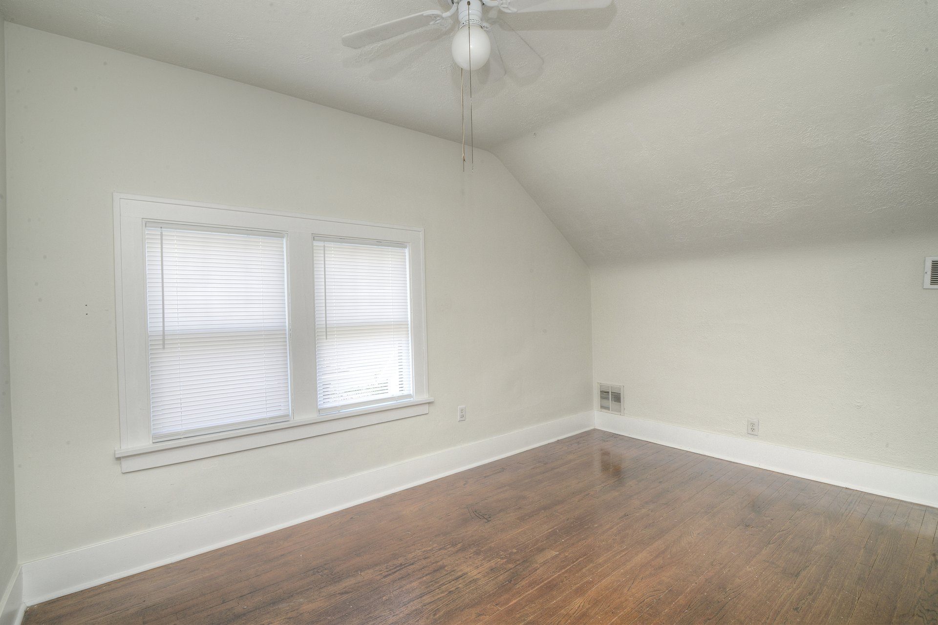 724 S 5th Street