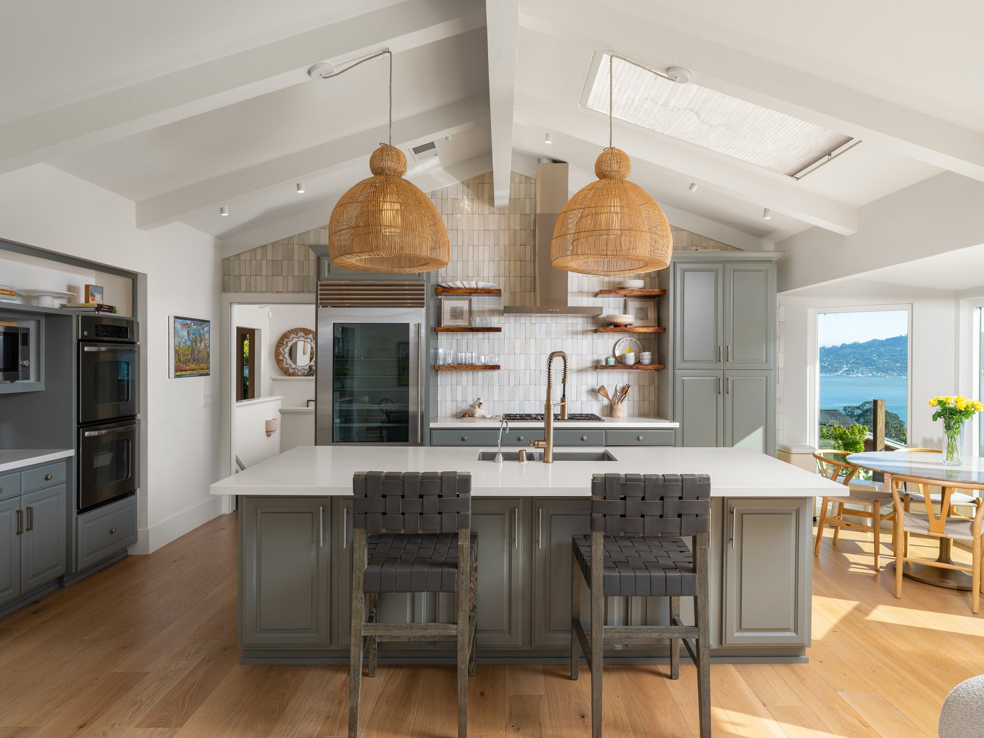 Expansive Bay Views