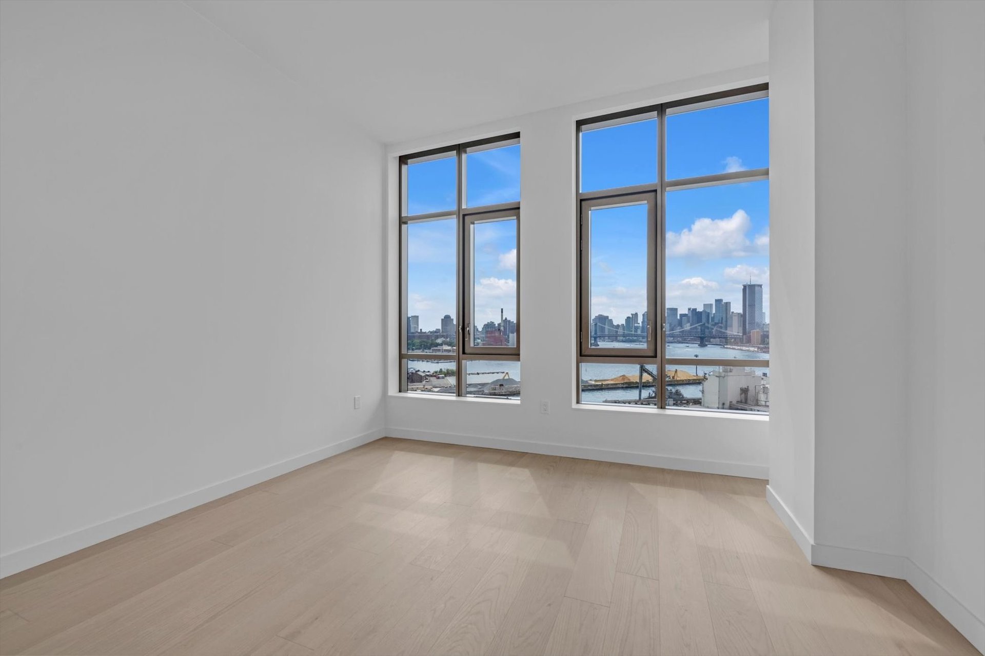 480 Kent Ave #14C