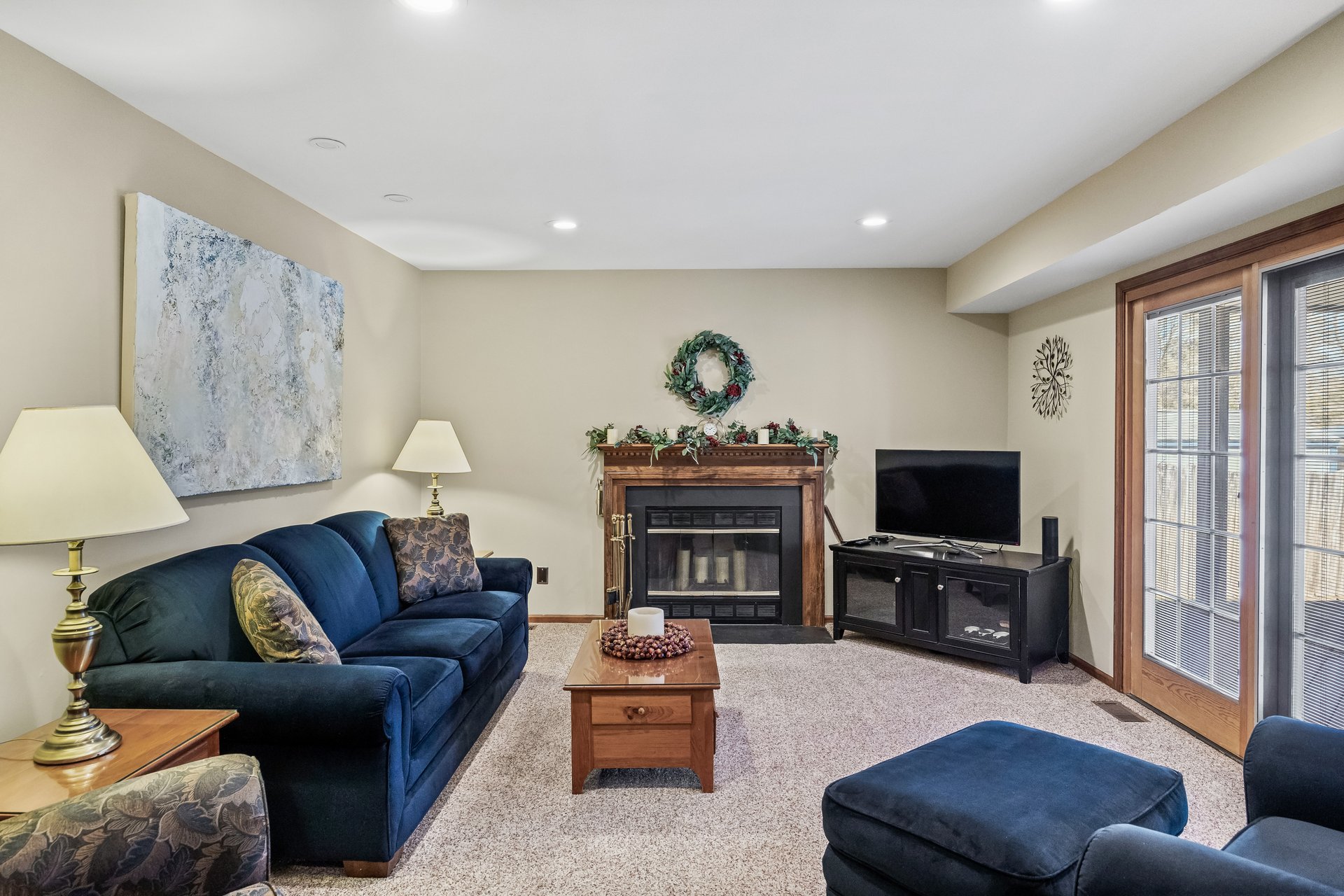 10 Colosseum Drive