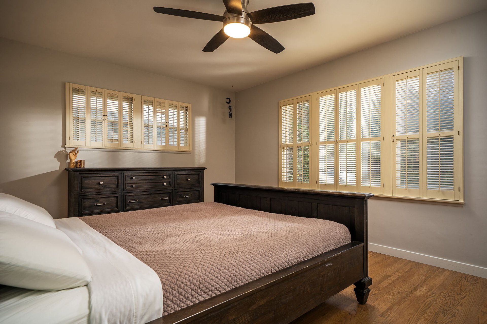 226 E Villanova