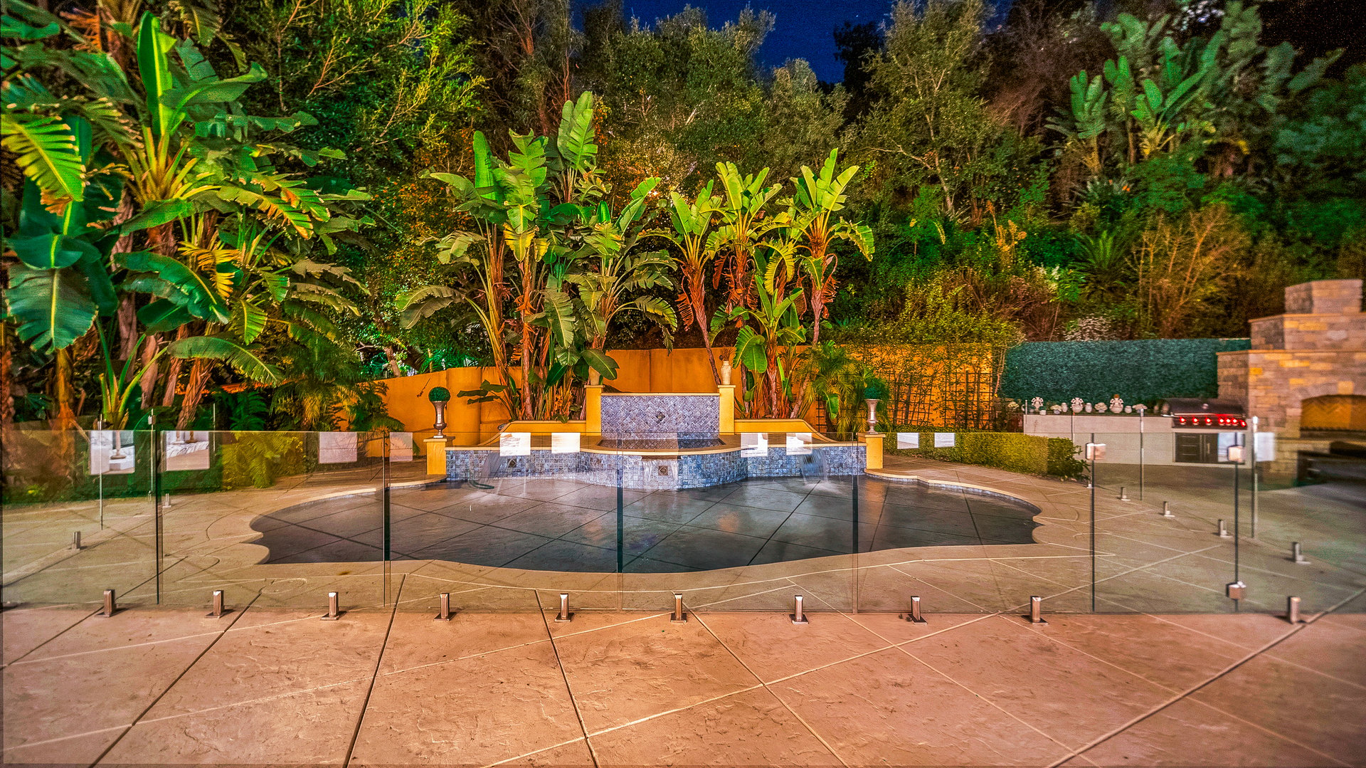 Ysidro Oasis 🌴
