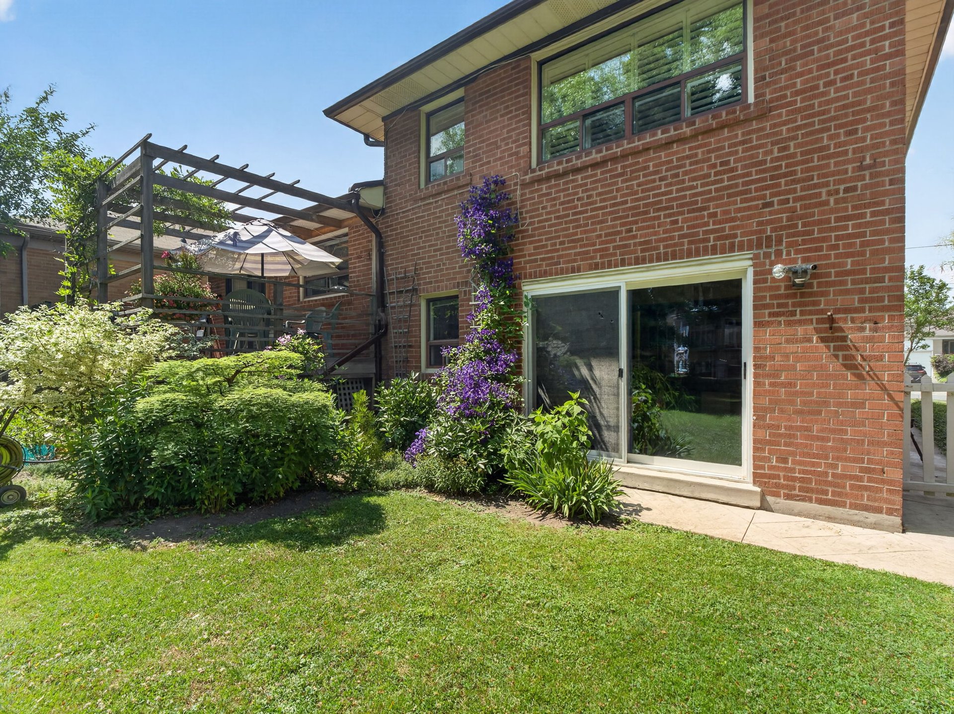 SOLD: Meticulously Maintained Residence