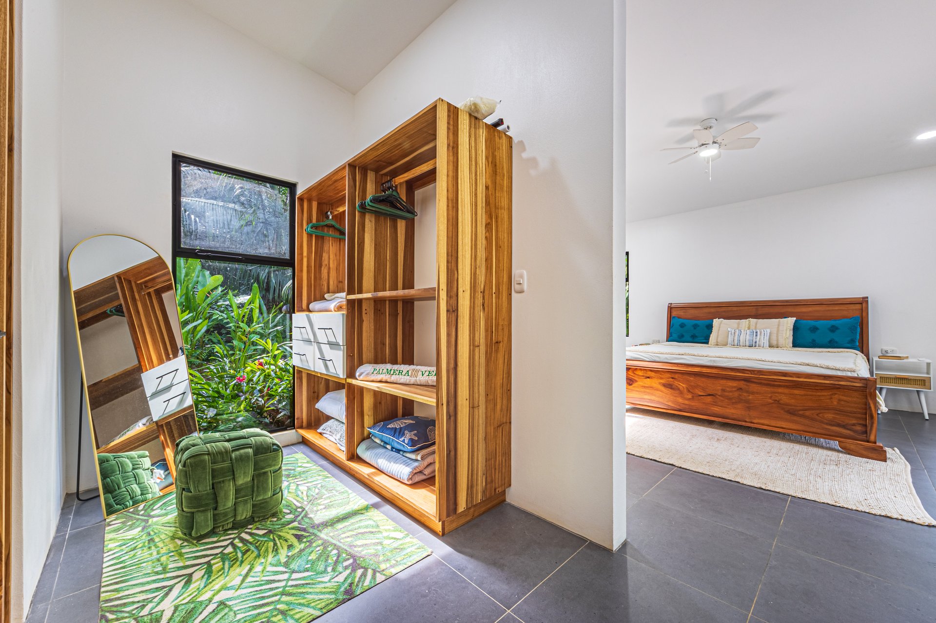CASA PALMA VERDE – 3 Bedroom & 3 Bathroom Home with Bathtub, Big Pool and Extra Building Site – 0.72 Acres