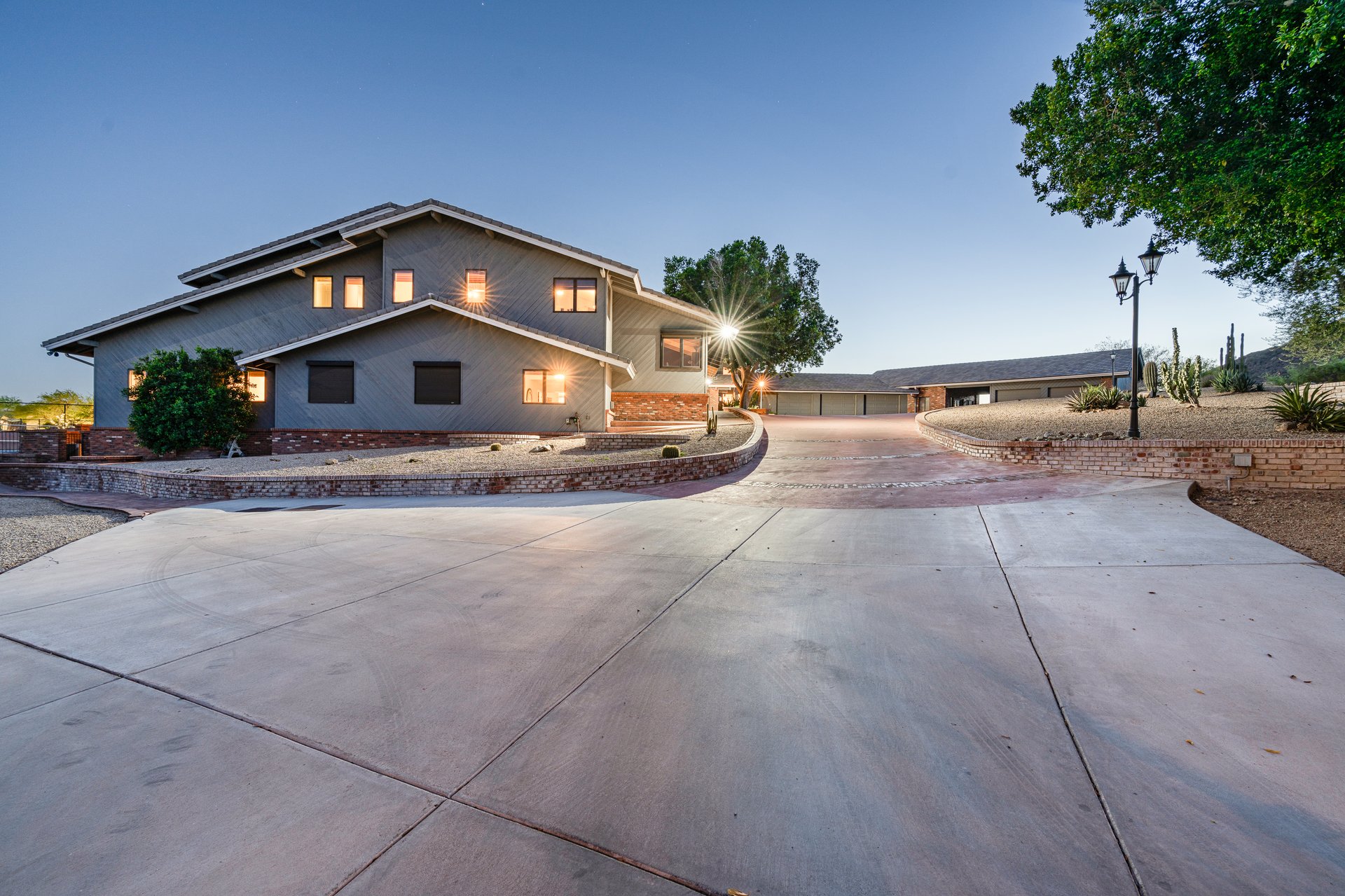 Luxury PV Hilltop Sanctuary