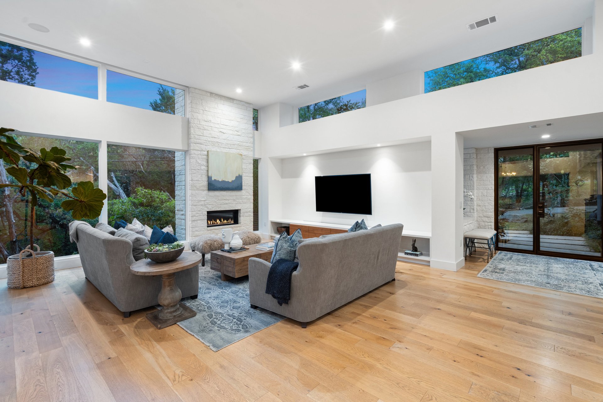 Modern Luxury Meets Natural Serenity