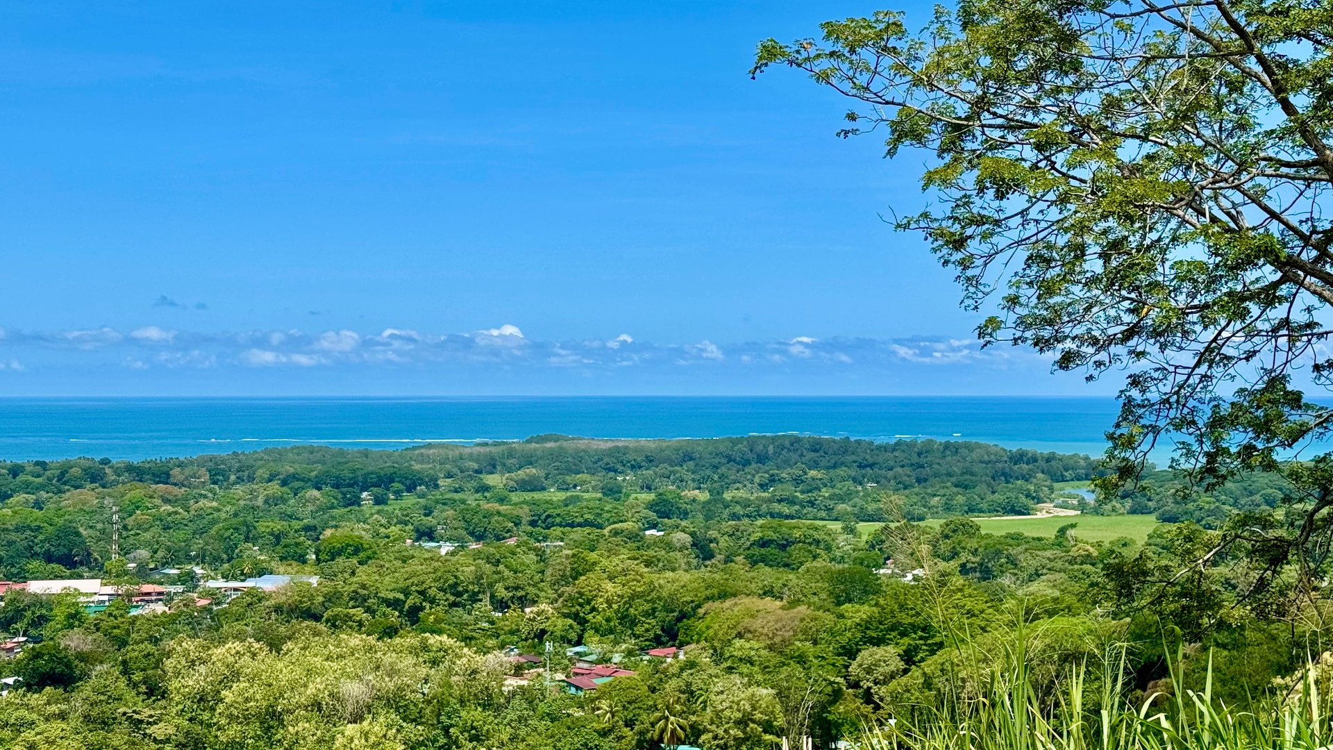 Las Terrazas Dream Estate | Spectacular Ocean & Mountain Views with a Waterfall 
