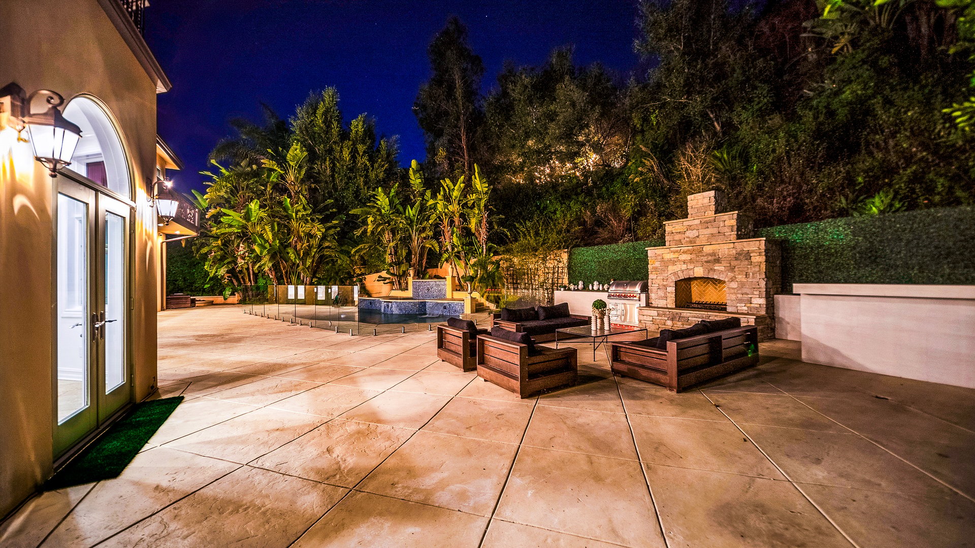 Ysidro Oasis 🌴