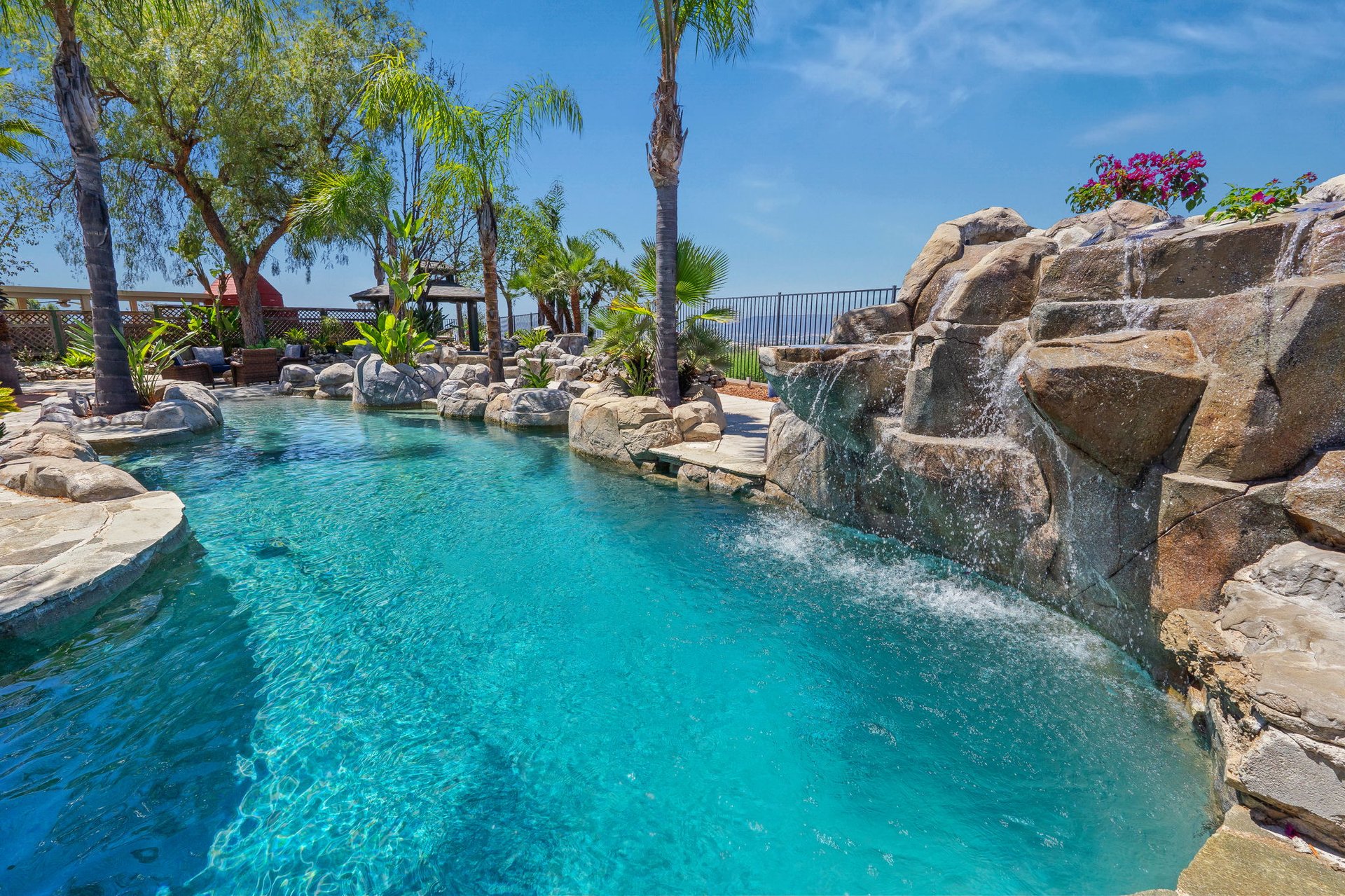 39912 Hillsboro Cir