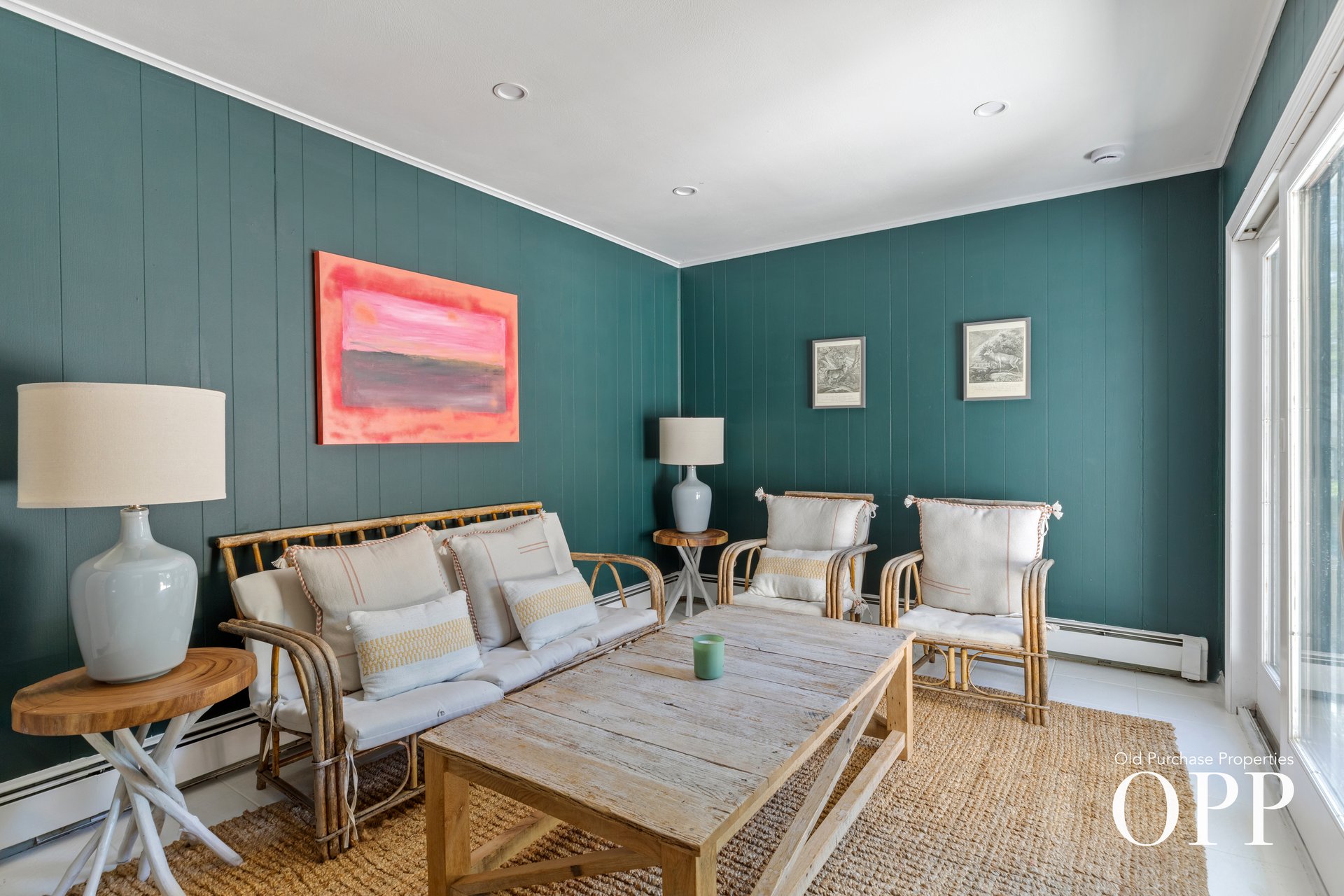 A BELLPORT VILLAGE RETREAT