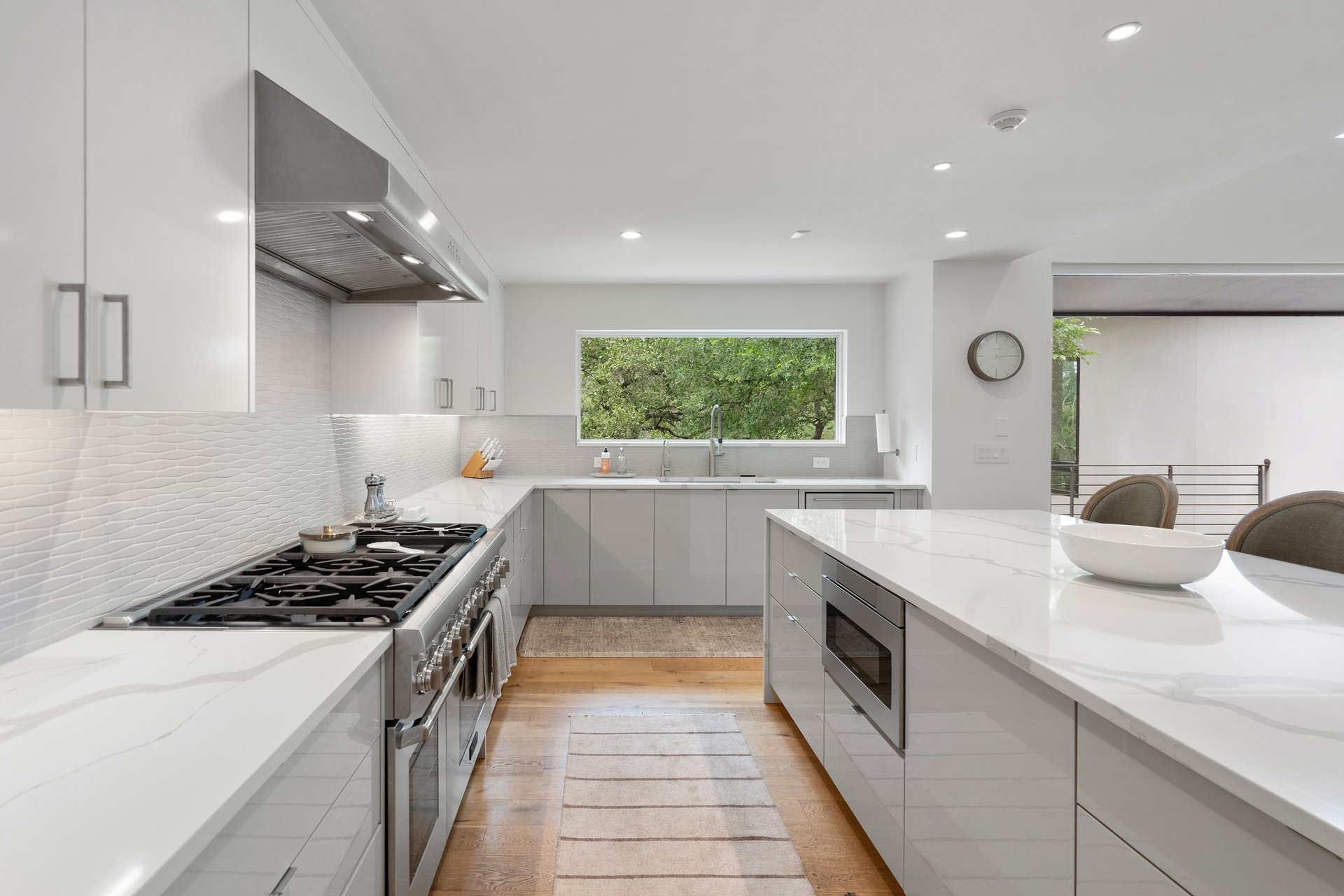 Modern Luxury Meets Natural Serenity