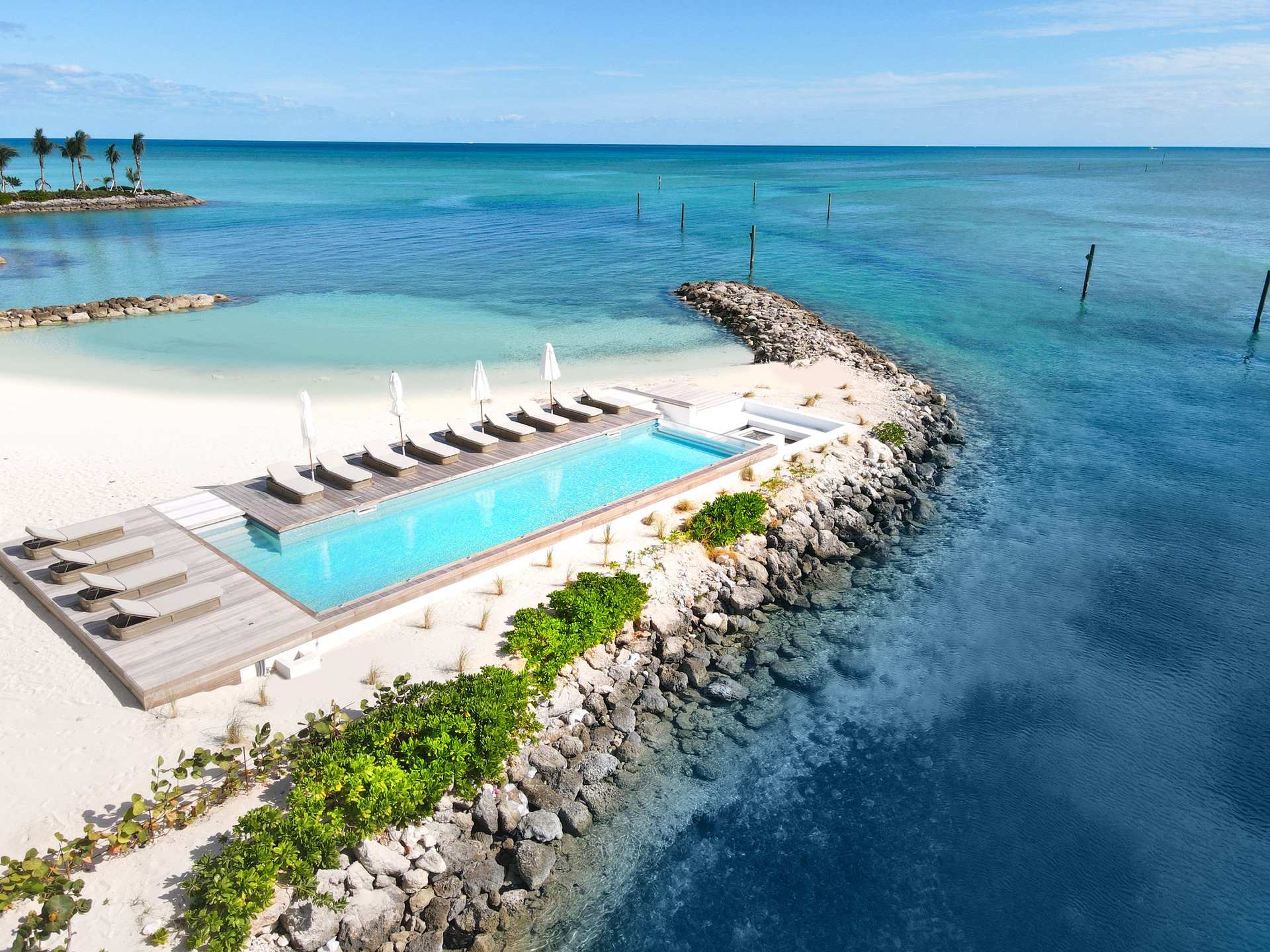 COVE, Palm Cay