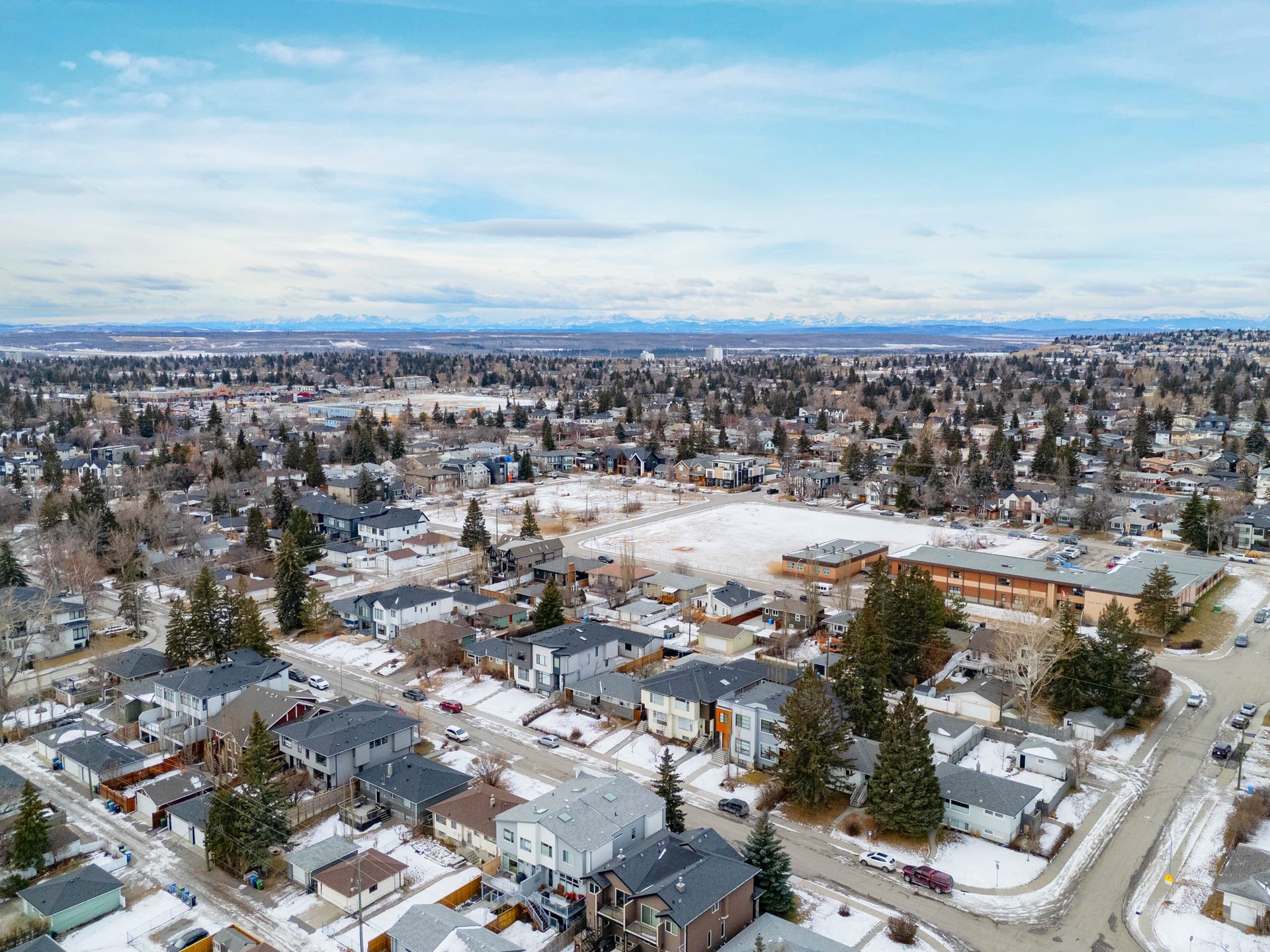 2816 34 Street SW Unit: 1