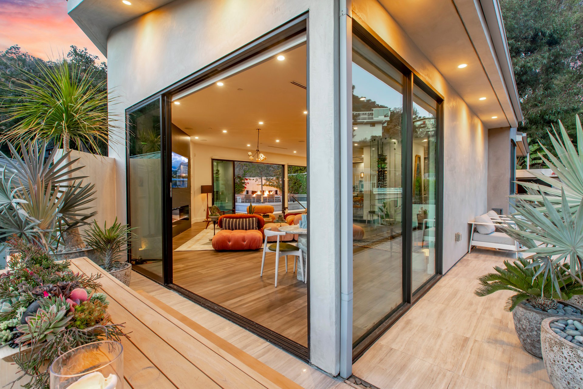 8145 Willow Glen Rd
