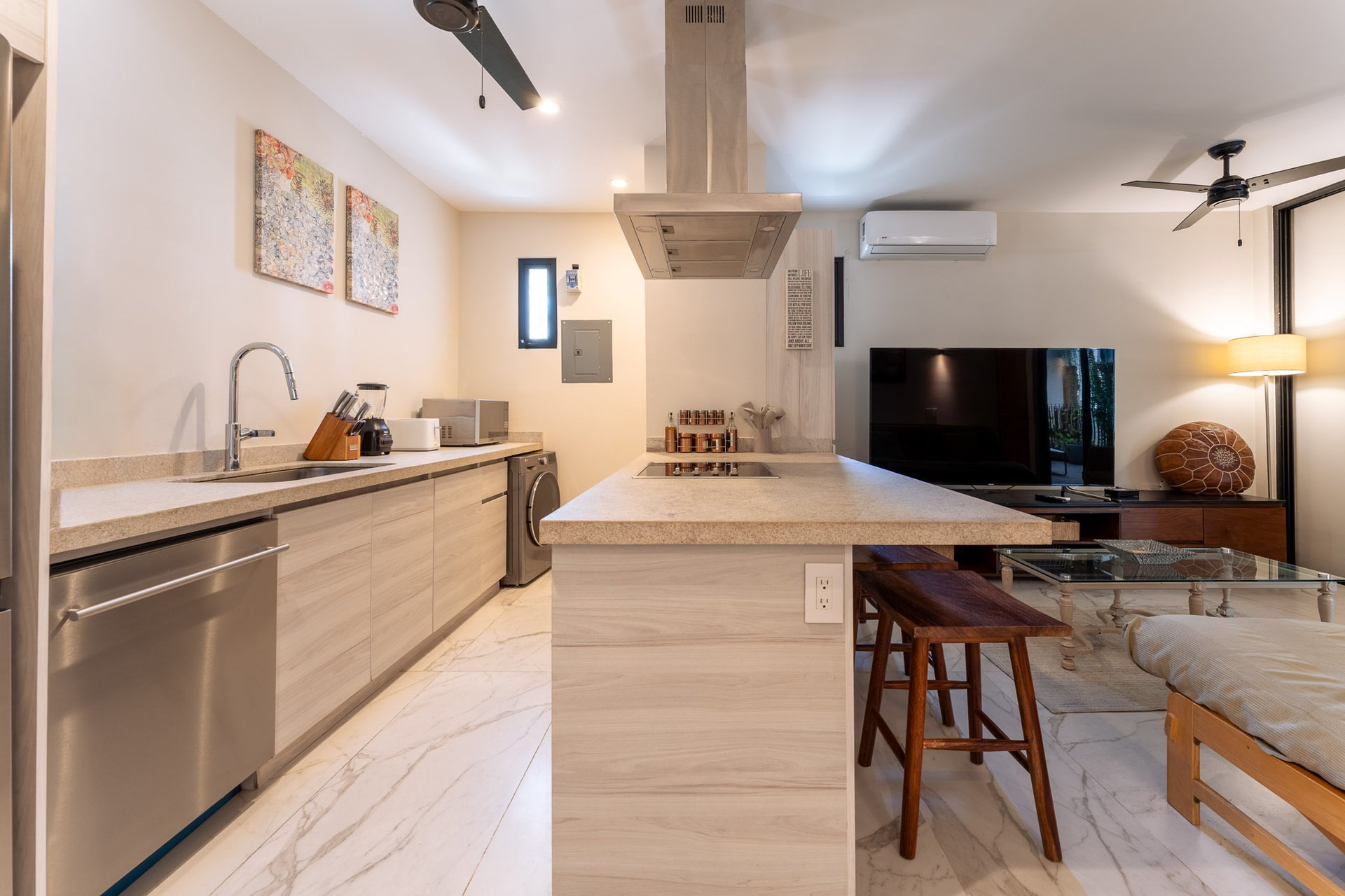 2 Bedroom, Condo, Biulu 202
