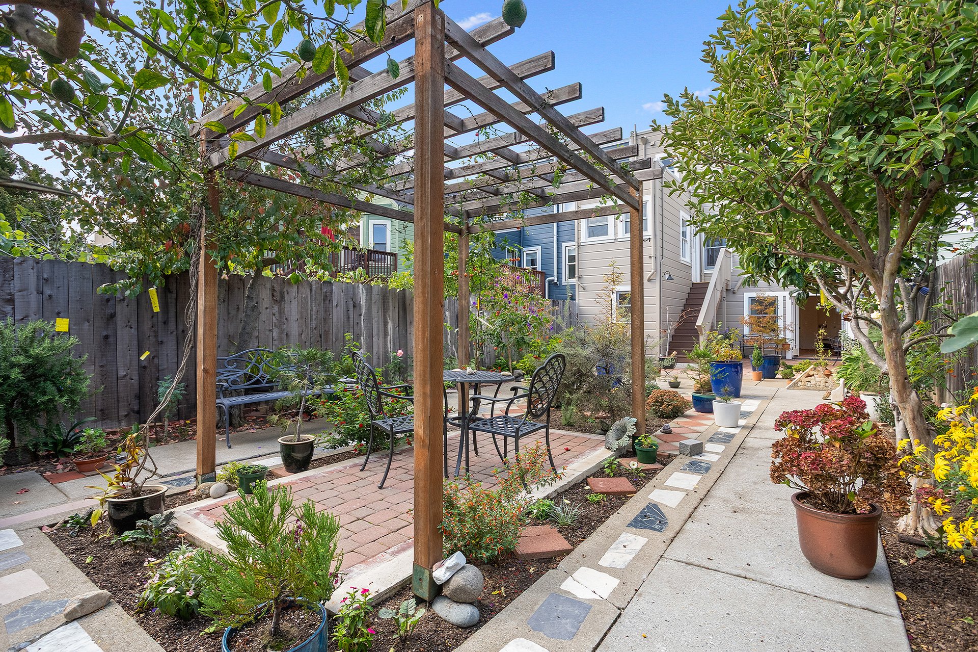 2849 Bryant
