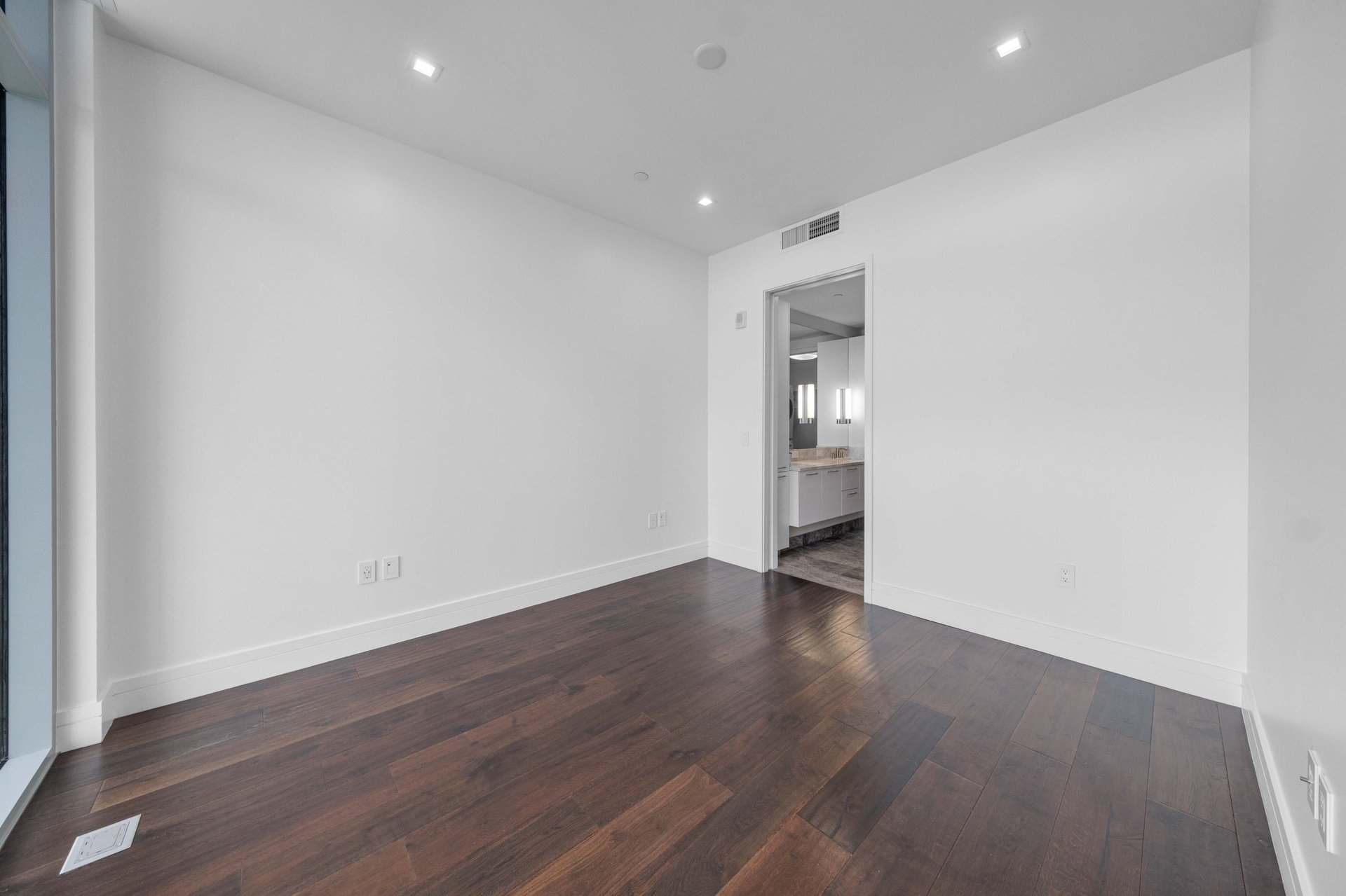 501 West Ave #2302