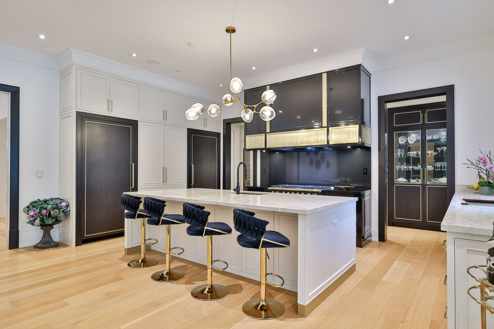 Exquisite Luxury Finishes