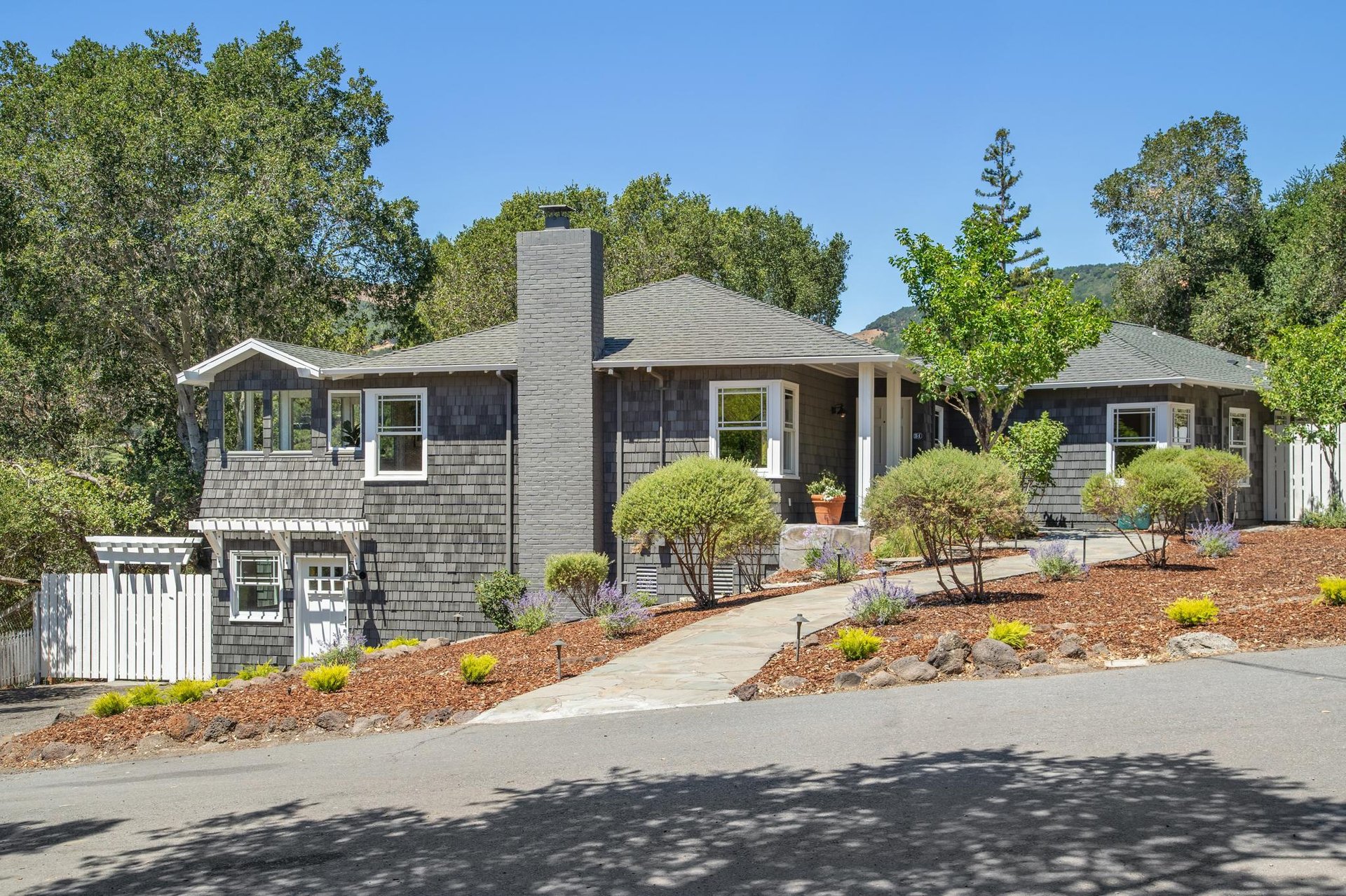 31 Irving Dr