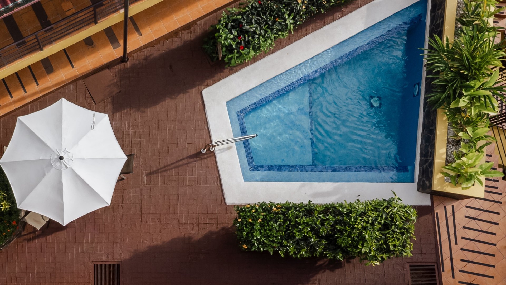 Casa Su - Best Priced Renovated Condo in Prime Manuel Antonio