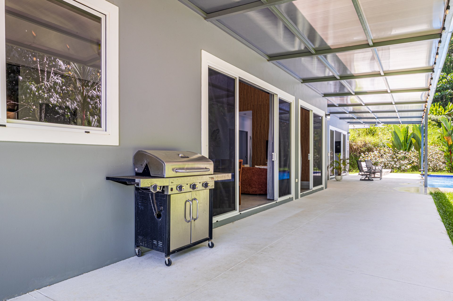 Perfect for Families or a Peaceful Retirement, Uvita Pacific Ocean Town